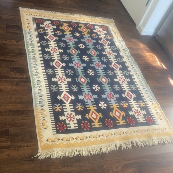 Vintage Southwestern Style Rug - Picture 2 of 2